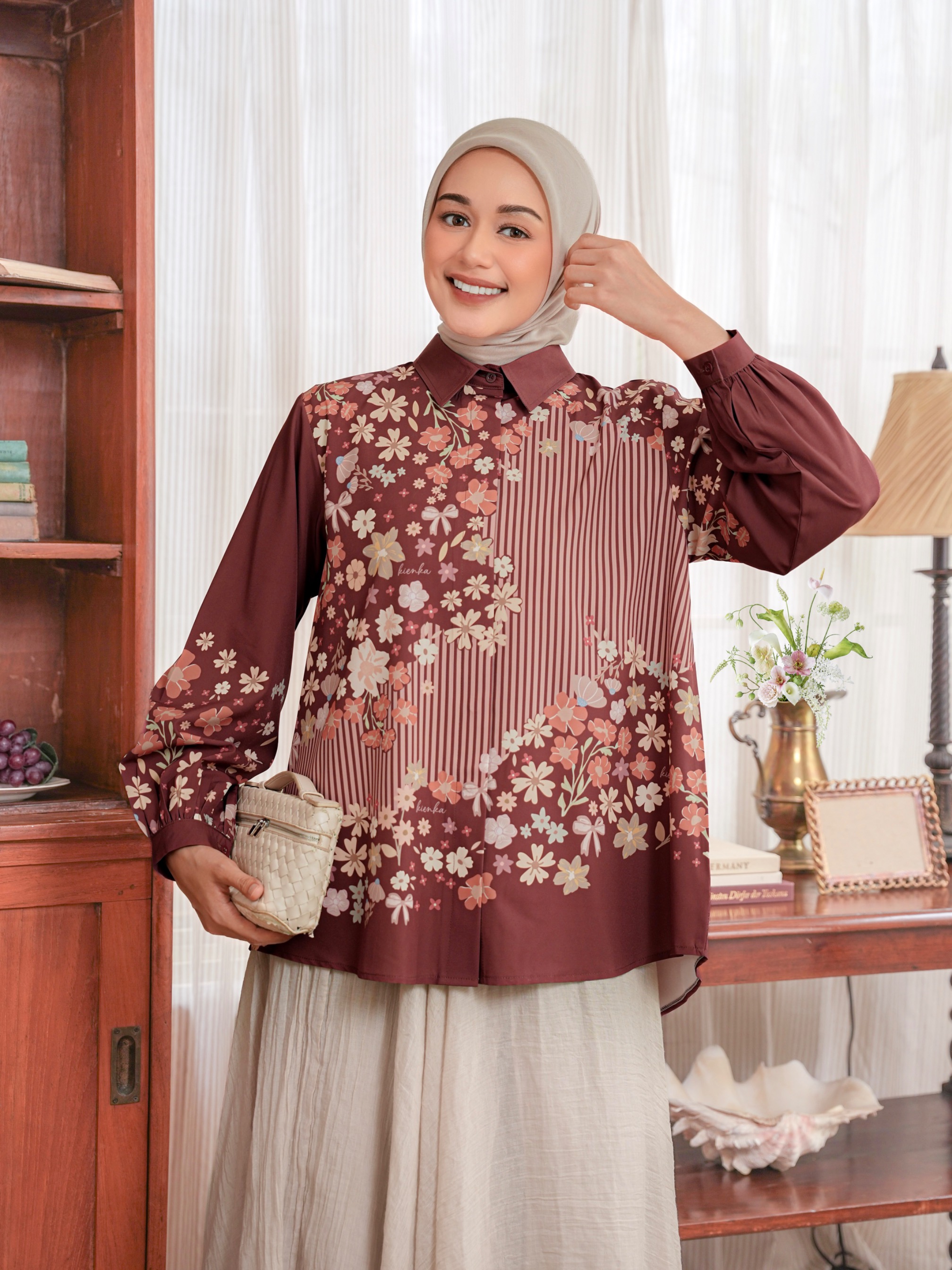 Arumi Blouse Mahogany