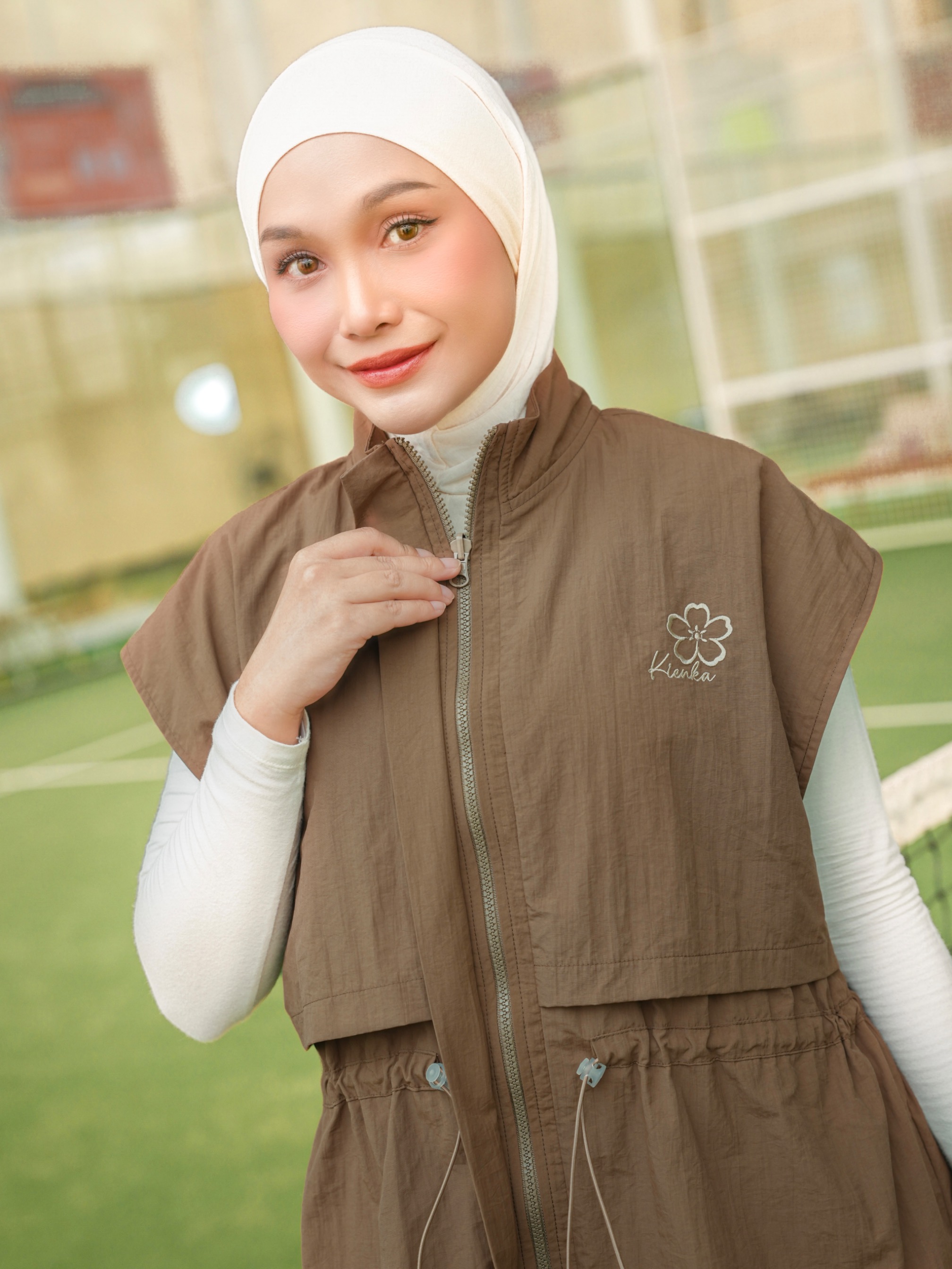 Lany Vest Activewear Caramel