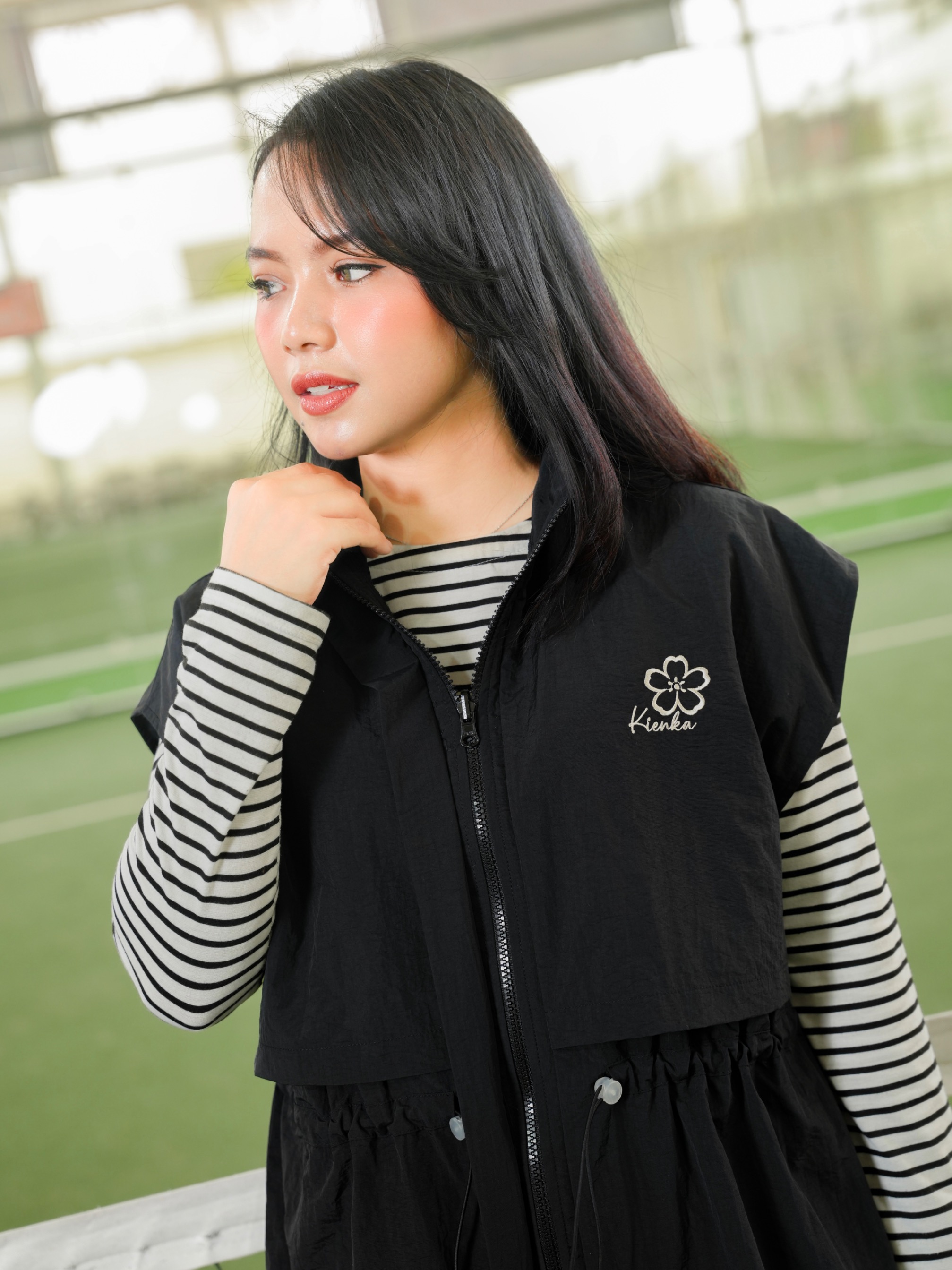 Lany Vest Activewear Onyx
