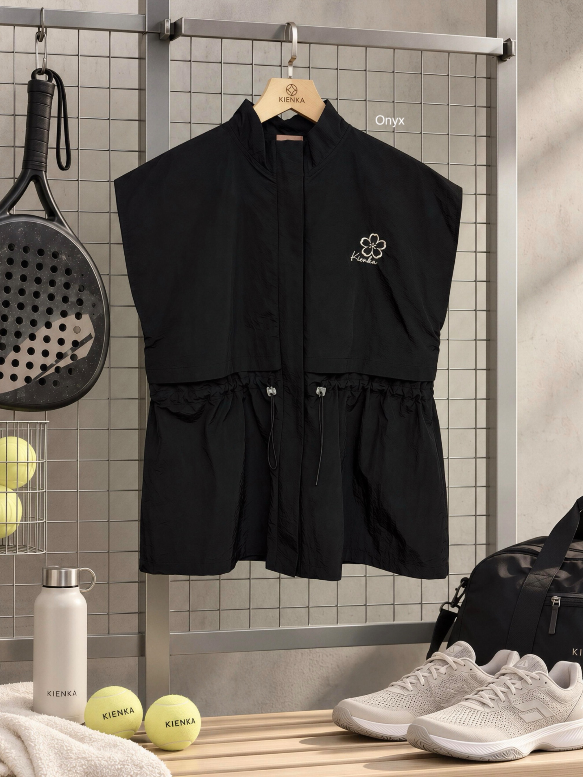 Lany Vest Activewear Onyx