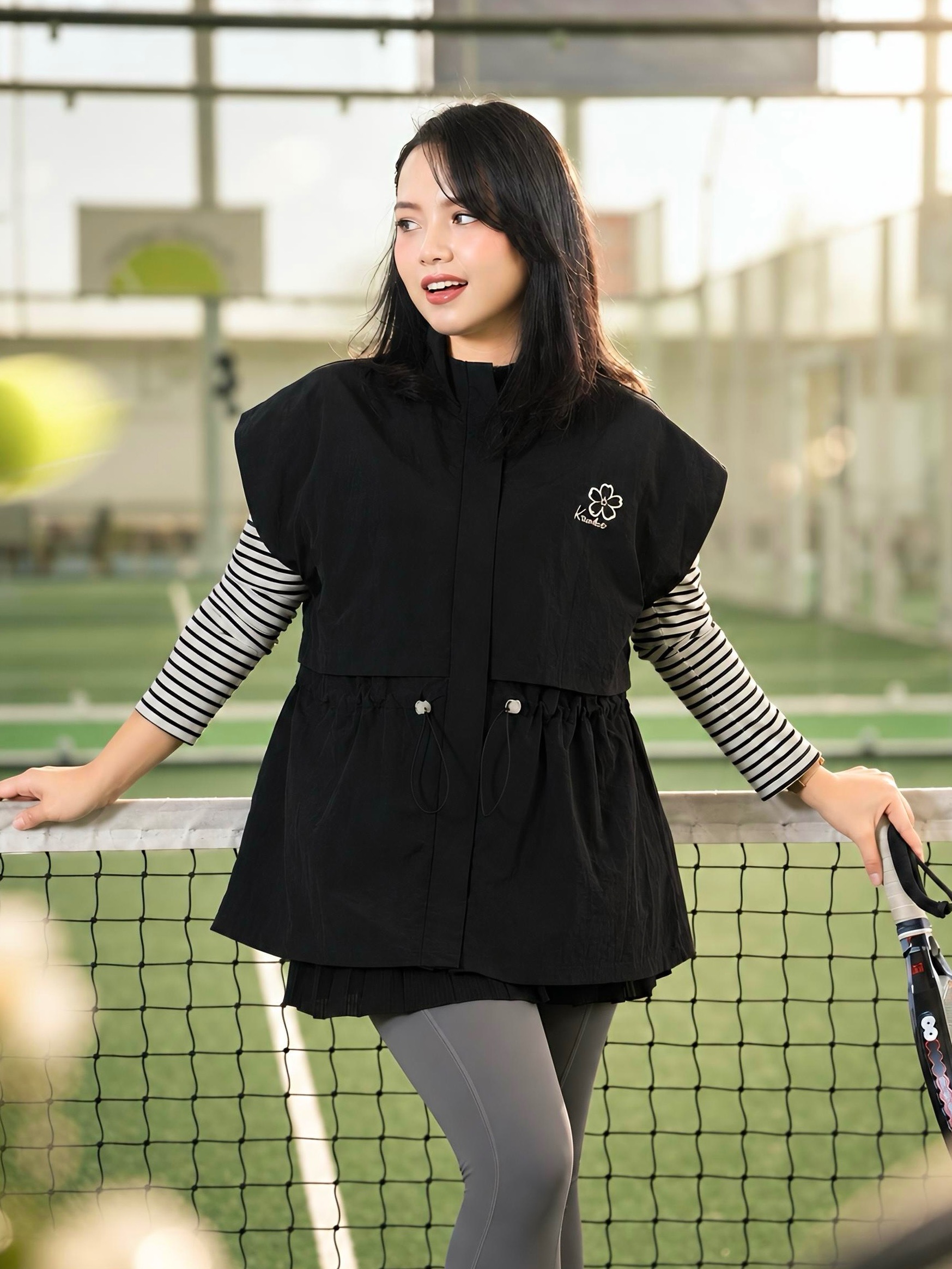 Lany Vest Activewear Onyx