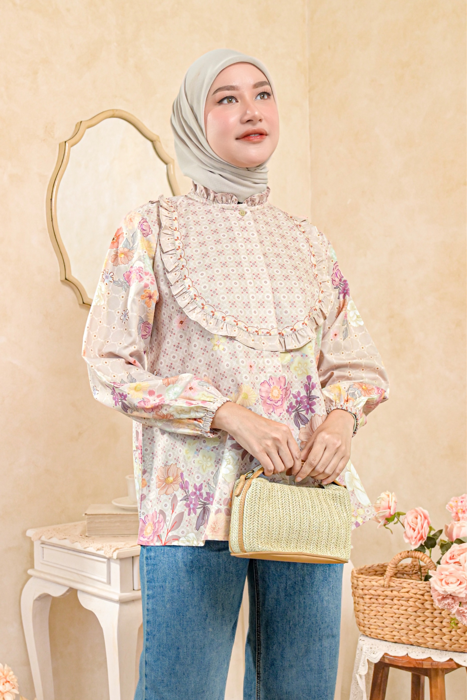 Alea Blouse Biscuit