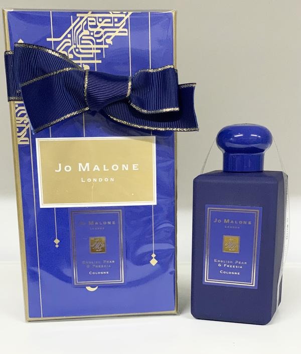 JO MALONE - English Pearl and Freesia