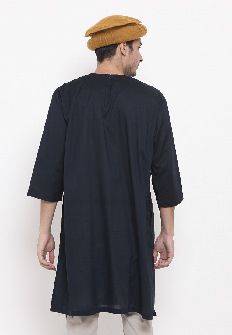 Balok Robin Black