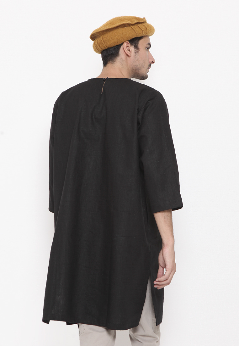Balok Robin Black