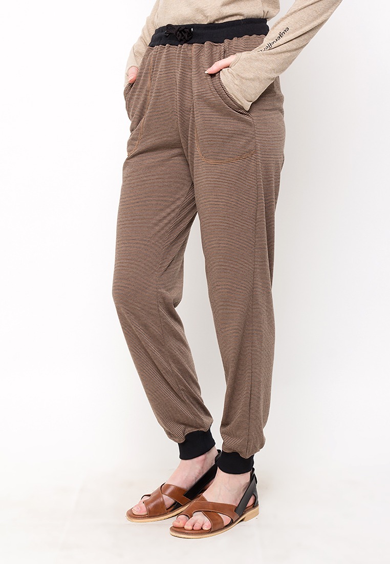 Stripe traning Brown
