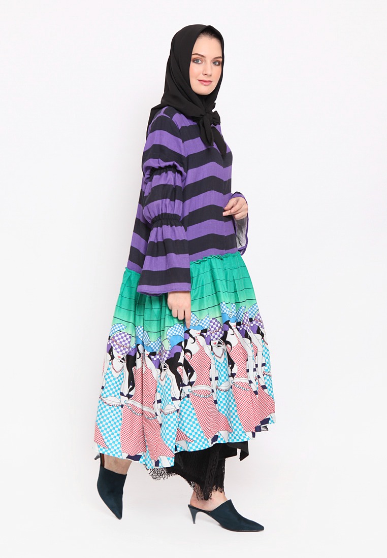 Lady On Stripe Dress