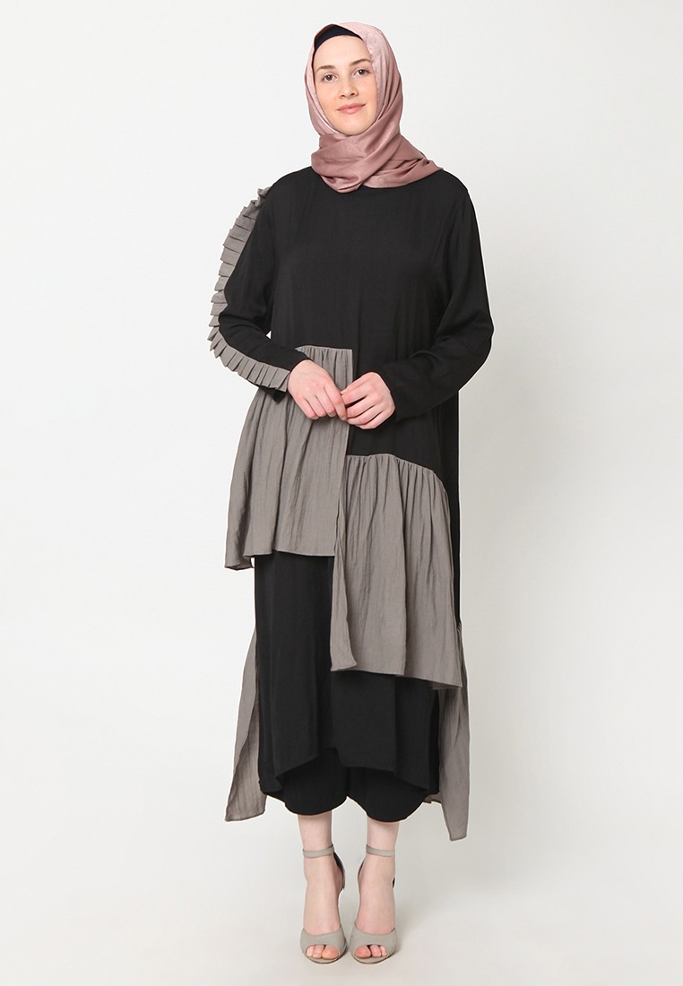 Ruffle Dress Layer Black