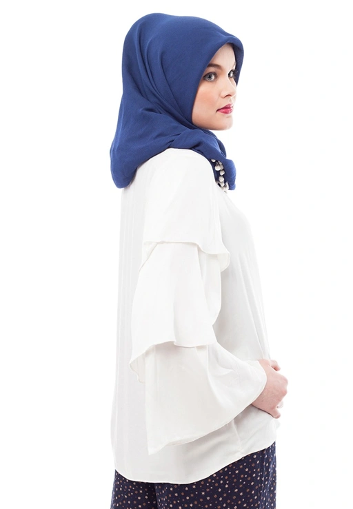 Image of RUFFLE TOP WHITE