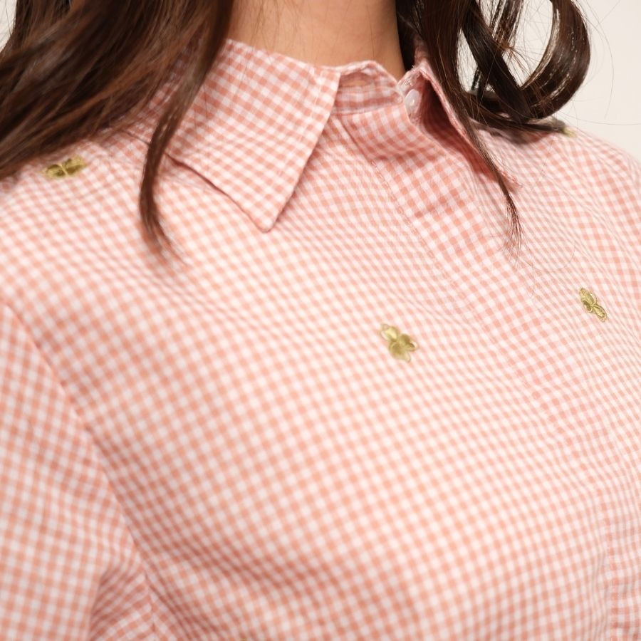 GIYOMI - Lucy Blouse - Kemeja Wanita - Kemeja Bahan Soft Cotton Blend - Blouse Gingham Bordir Bunga