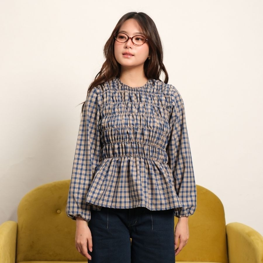 GIYOMI - Lola Blouse - Kemeja Wanita - Kemeja Bahan Soft Poly - Blouse Smock Kotak-Kotak