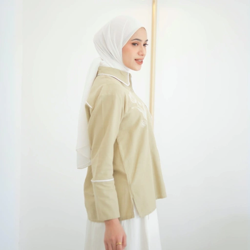 Image of GIYOMI ID - Sania Blouse / Blouse Wanita / Blouse Bahan Linen / Baju Atasan Wanita