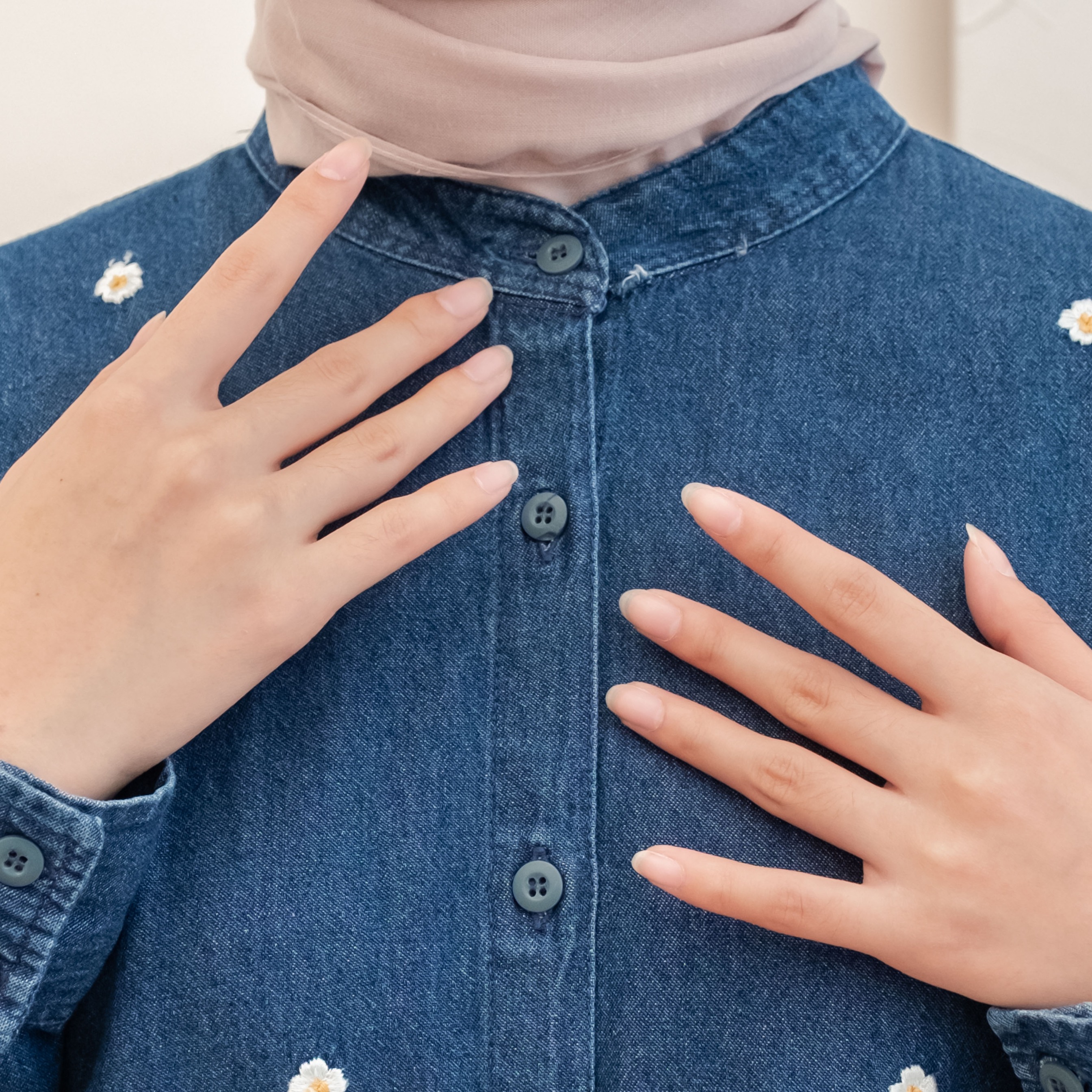 GIYOMI ID - Melissa Shirt / Kemeja Wanita / Kemeja Bahan Denim / Baju Atasan Wanita