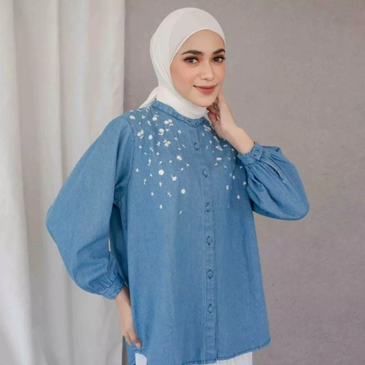GIYOMI ID - Janice Blouse / Kemeja Wanita / Kemeja Bahan Denim / Baju Atasan Wanita