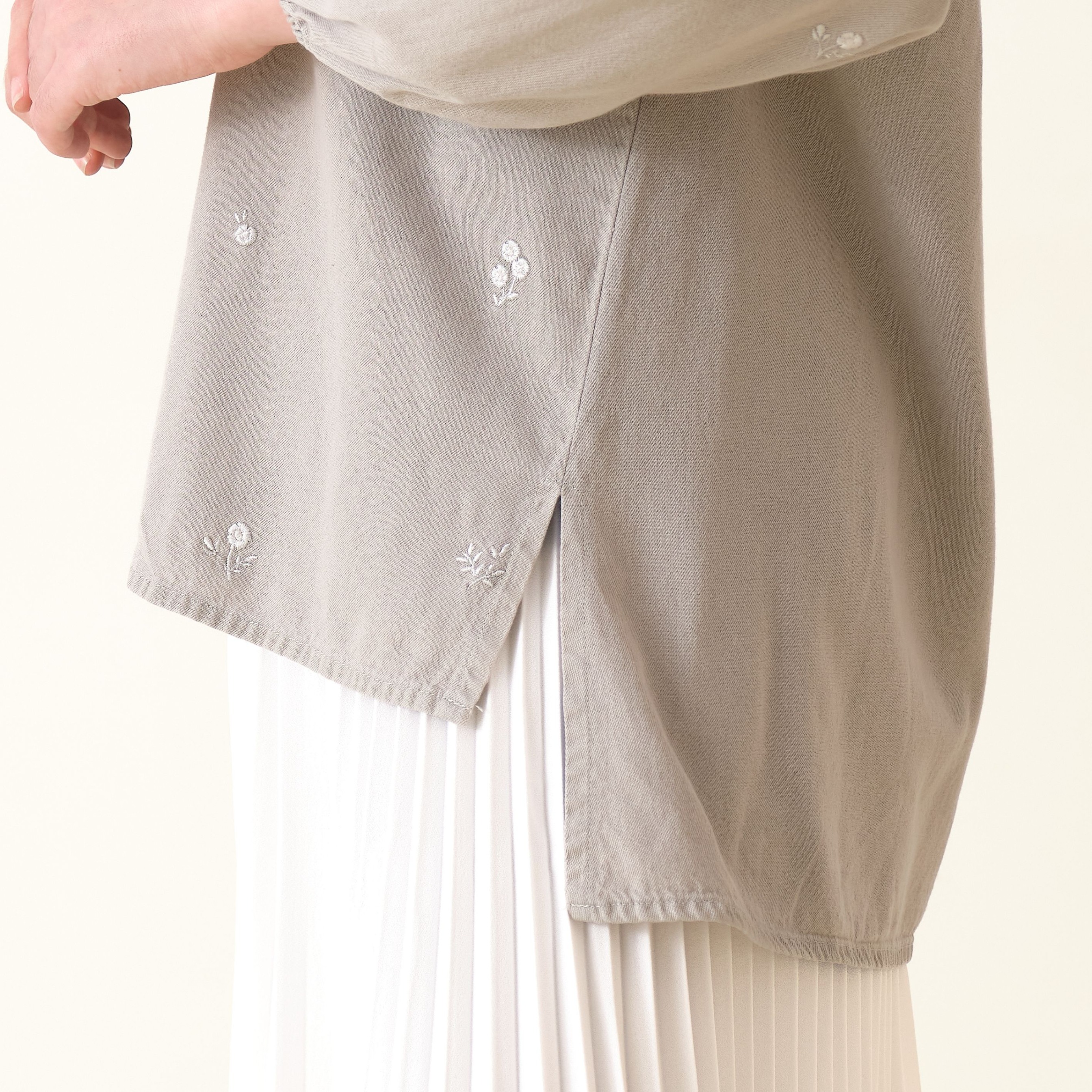 GIYOMI ID - Aletta Blouse / Blouse Wanita / Blouse Bahan Denim / Atasan Wanita