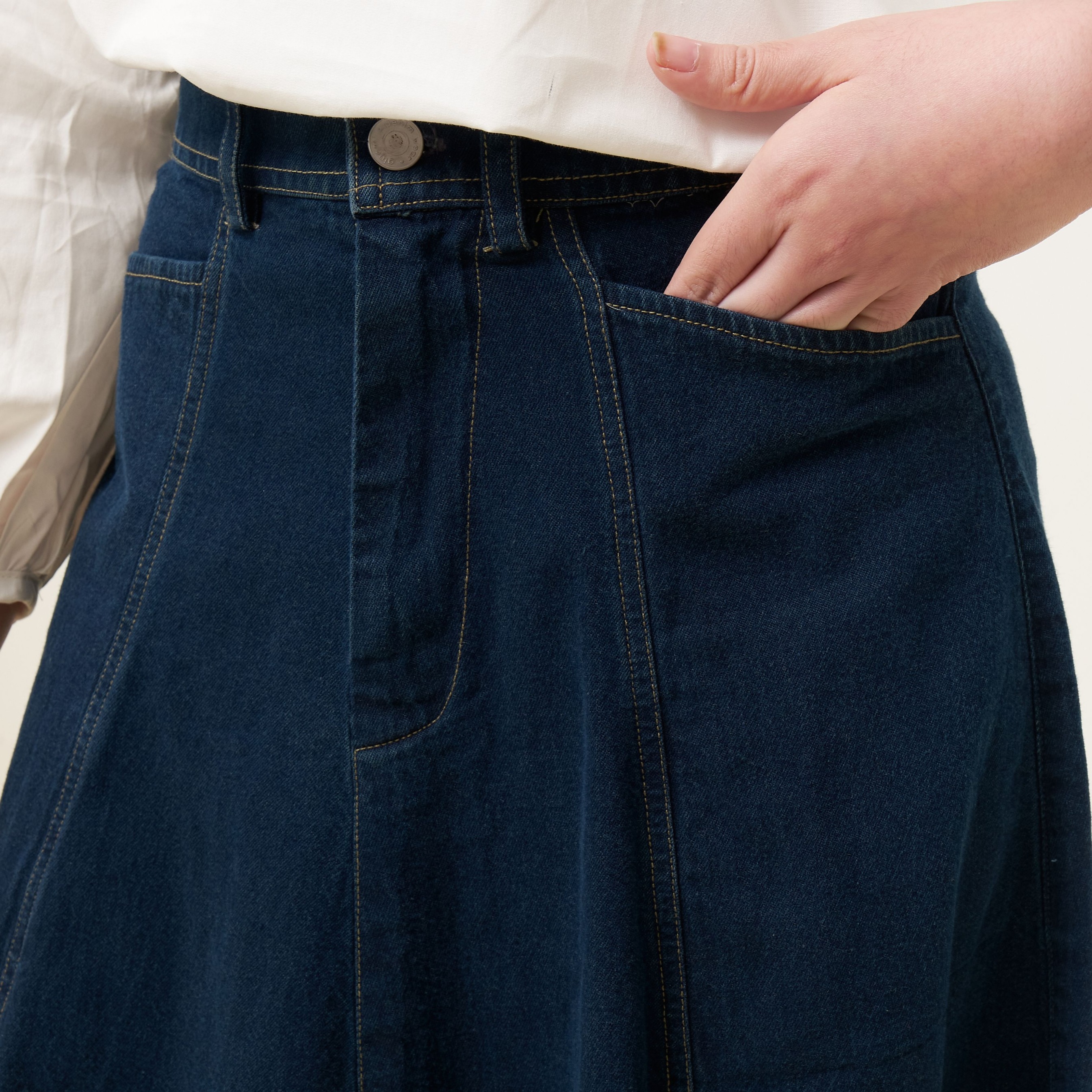 GIYOMI ID - Ellen Denim Skirt / Rok Wanita / Rok Bahan Jeans / Bawahan Wanita