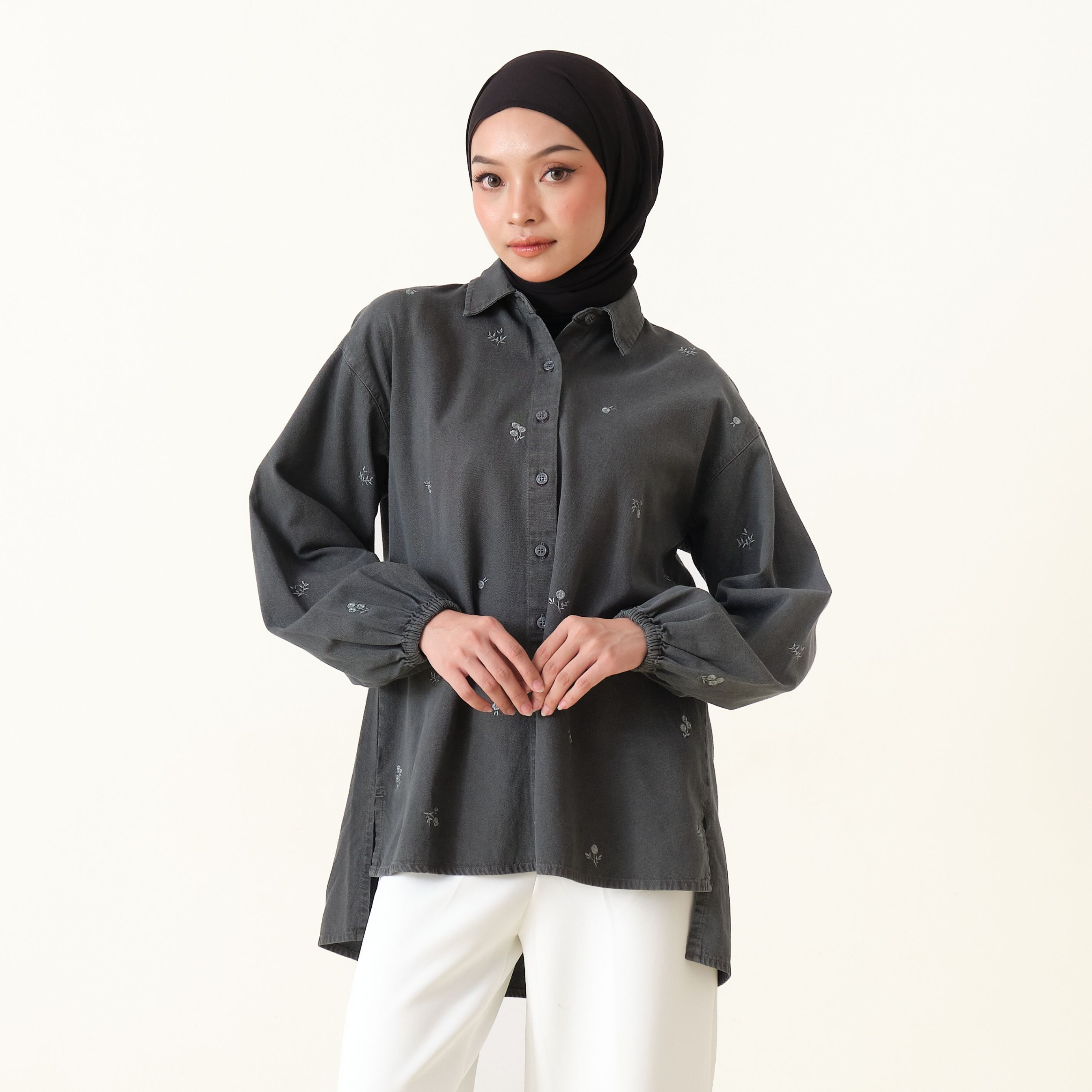 GIYOMI ID - Aletta Blouse / Blouse Wanita / Blouse Bahan Denim / Atasan Wanita