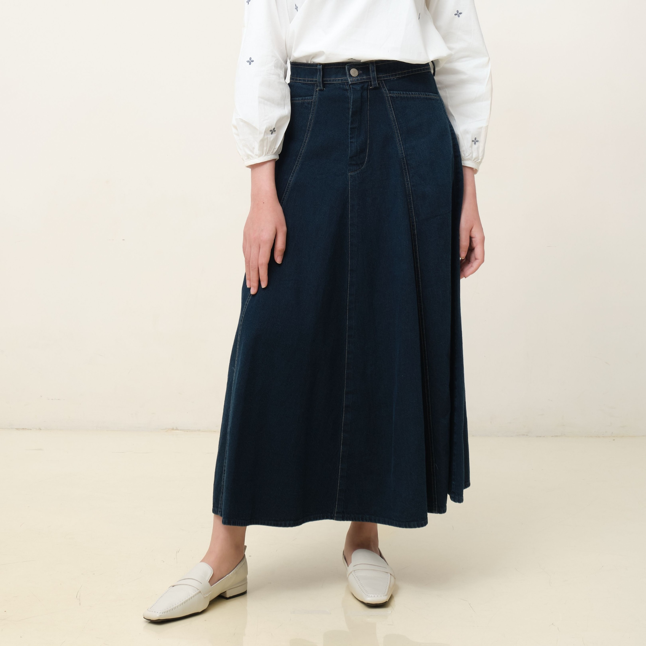 GIYOMI ID - Ellen Denim Skirt / Rok Wanita / Rok Bahan Jeans / Bawahan Wanita