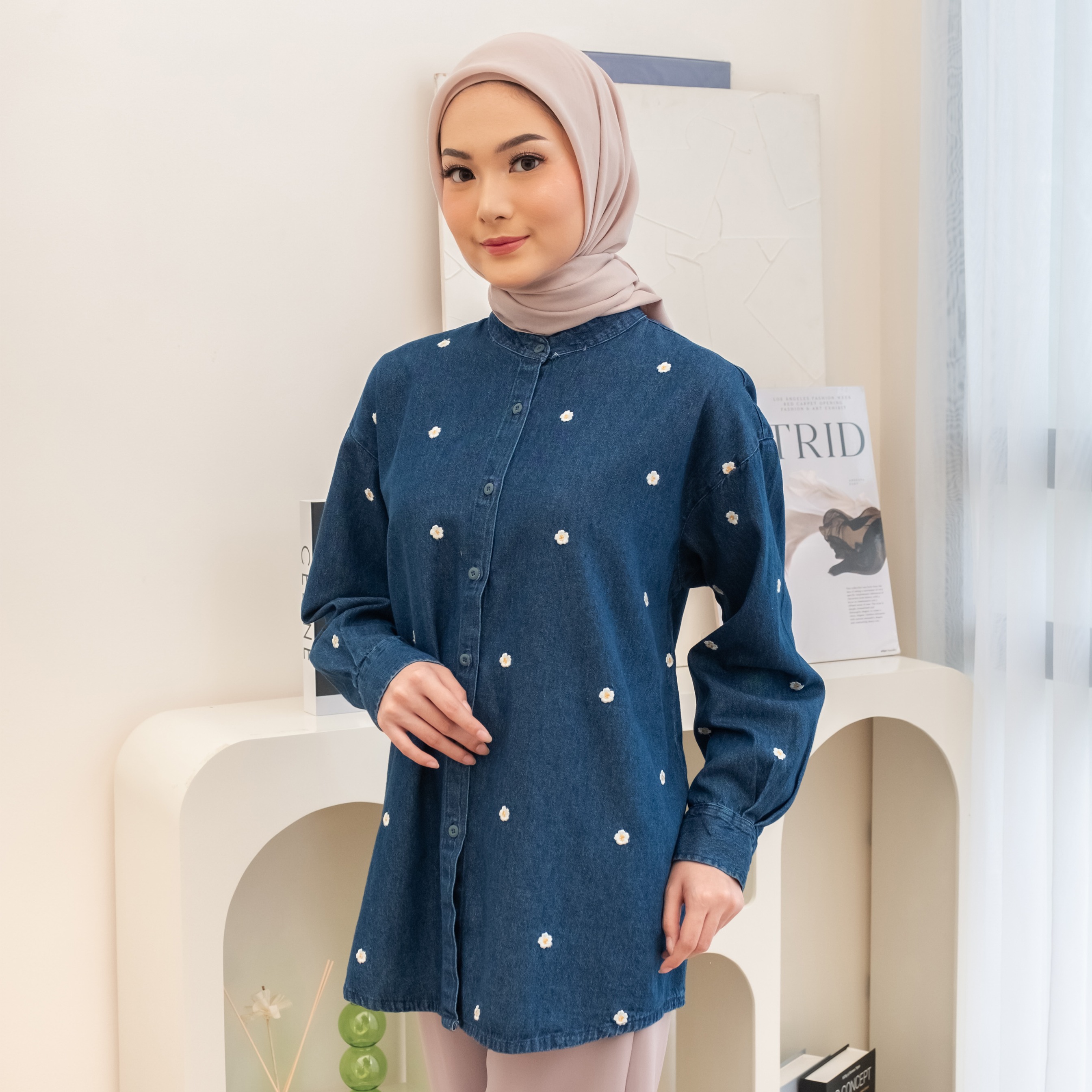 GIYOMI ID - Melissa Shirt / Kemeja Wanita / Kemeja Bahan Denim / Baju Atasan Wanita