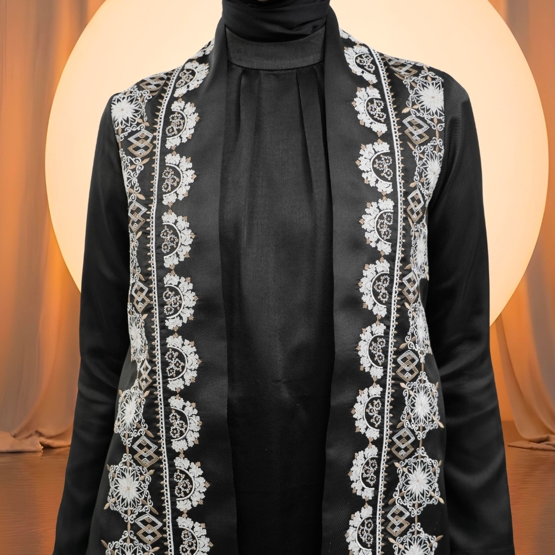 Shafira Gardenia Blouse | Tunik Atasan Wanita | Sateen 