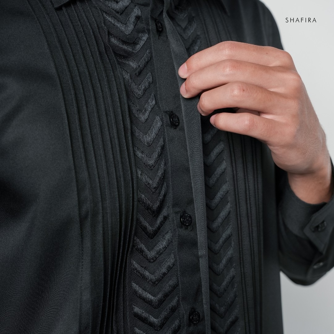Shafira - Grandour Menswear - Dobby Long Sleeve Pintuck Shirt with Embroidery - Bahan Cotton Twill Shine