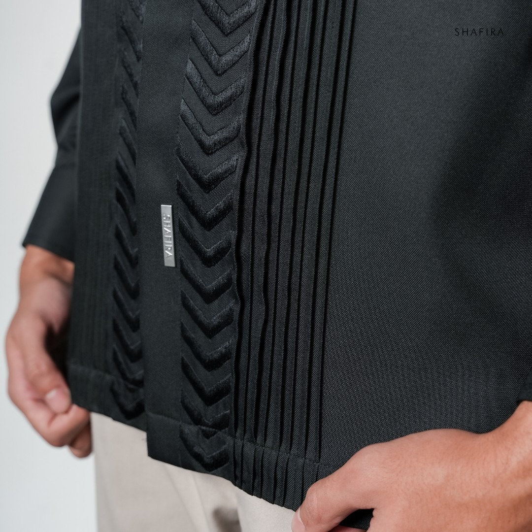 Shafira - Grandour Menswear - Dobby Long Sleeve Pintuck Shirt with Embroidery - Bahan Cotton Twill Shine