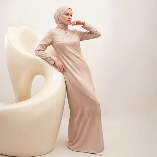 Image of Shafira Fierte Dress - Silk Crushed Embellished Dress | Dress Wanita Premium