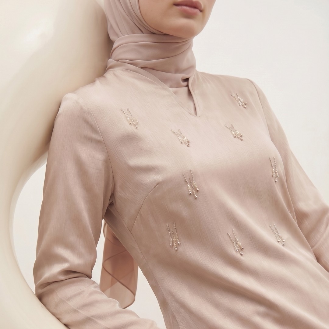 Shafira Fierte Dress - Silk Crushed Embellished Dress | Dress Wanita Premium