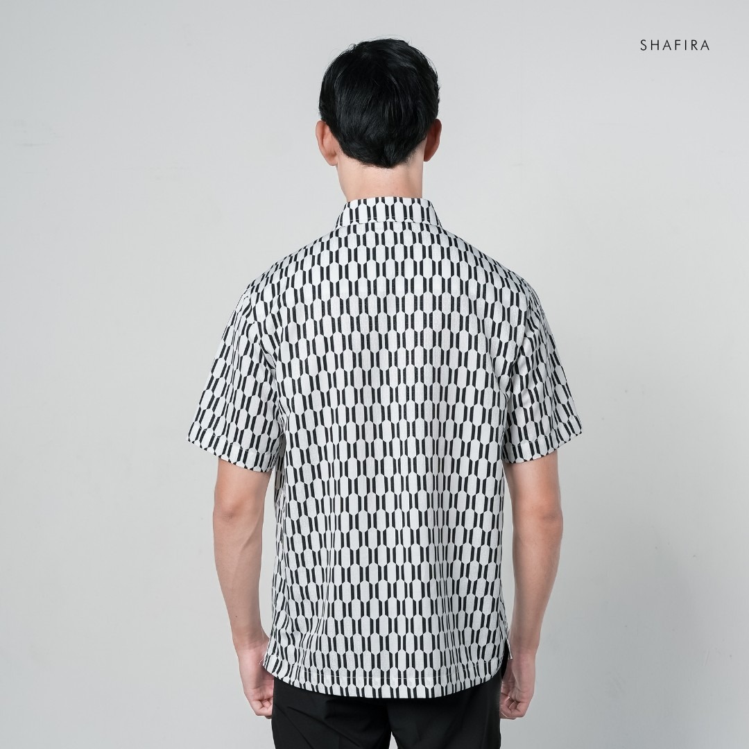 Shafira - Veriel Menswear - Printed Geo Short Sleeve Shirt - Bahan Poly Cotton Dobby Printed
