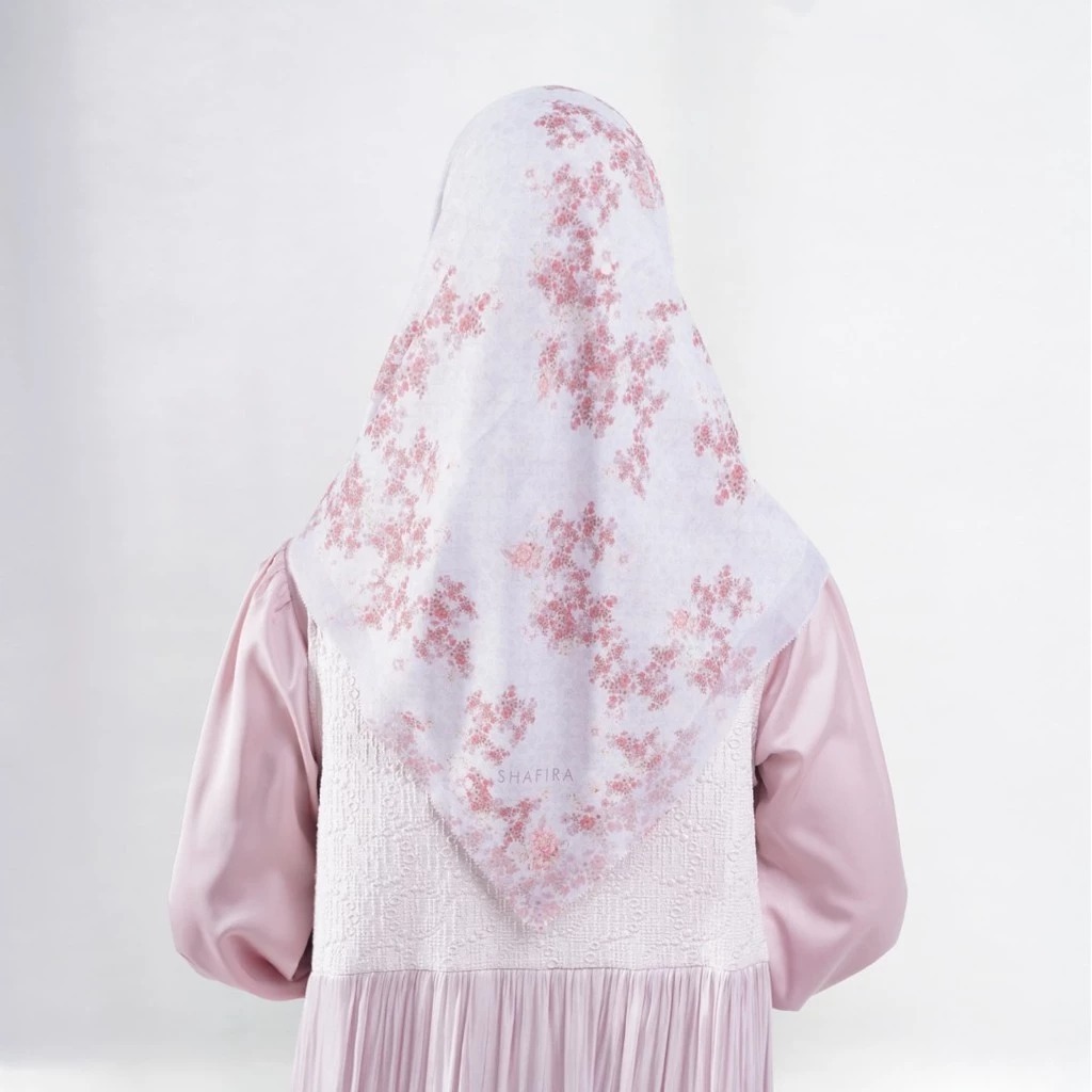 Shafira - Cassya Printed Scarf - Hijab Segi Empat Motif - Voal - Hard Box Packaging