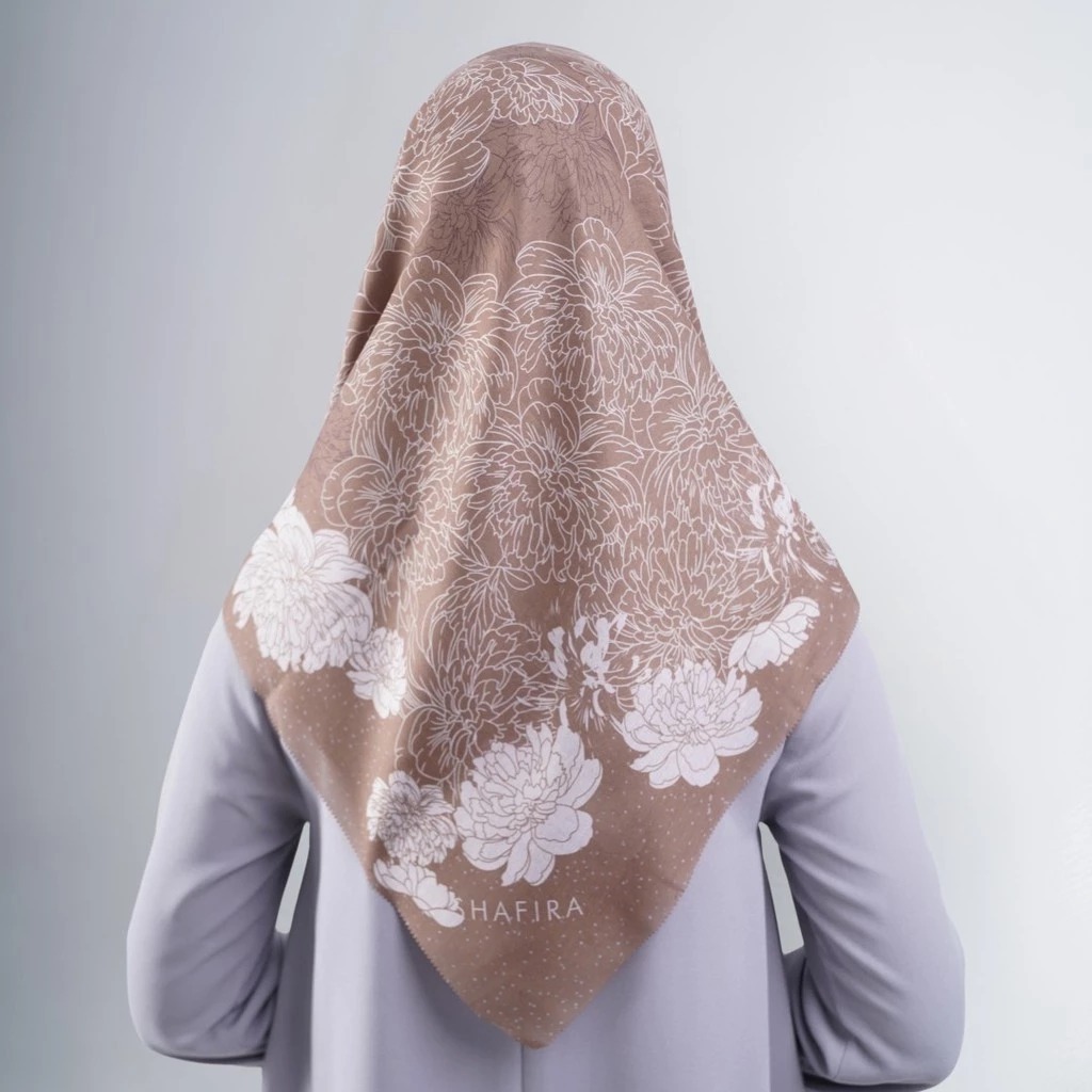 Shafira - Cezia Printed Scarf - Hijab Segi Empat Motif - Voal - Hard Box Packaging