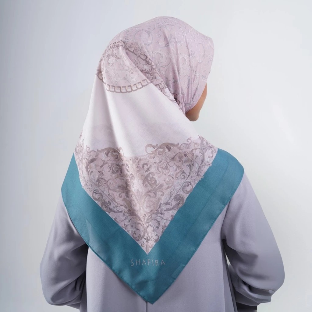 Shafira - Hadley Printed Scarf - Hijab Segi Empat Motif - Voal - Hard Box Packaging