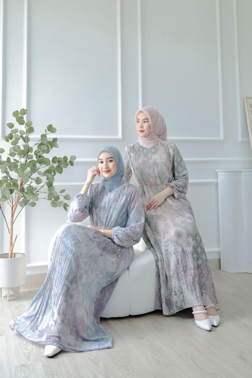 Vilosa Dress