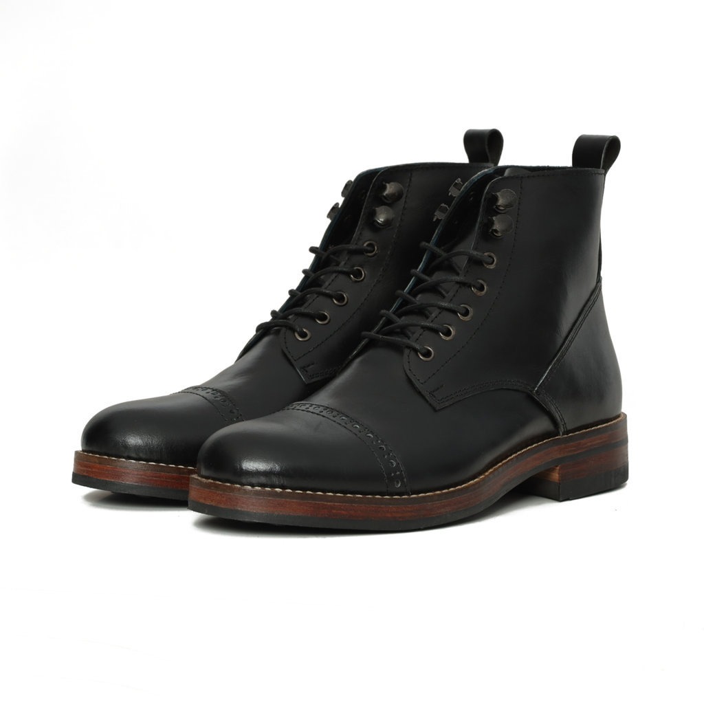 Captoe Boots