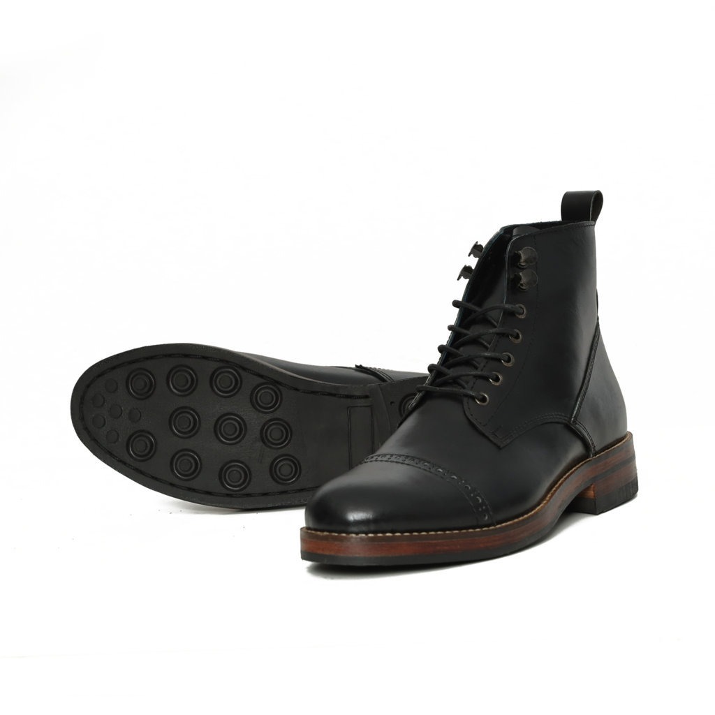 Captoe Boots