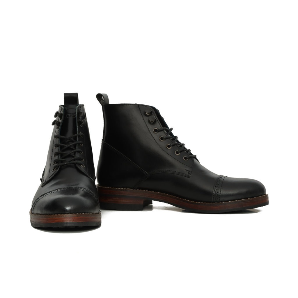 Captoe Boots