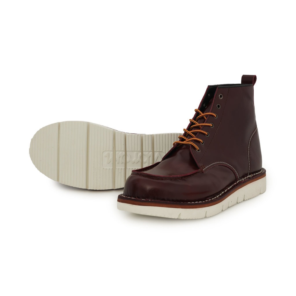 Moctoe Boots + Vibram