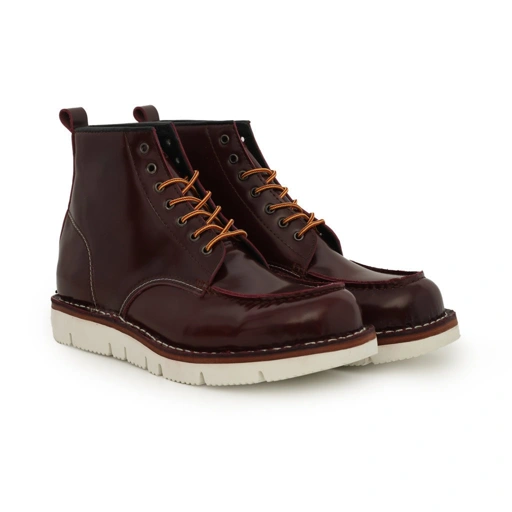 Moctoe Boots + Vibram