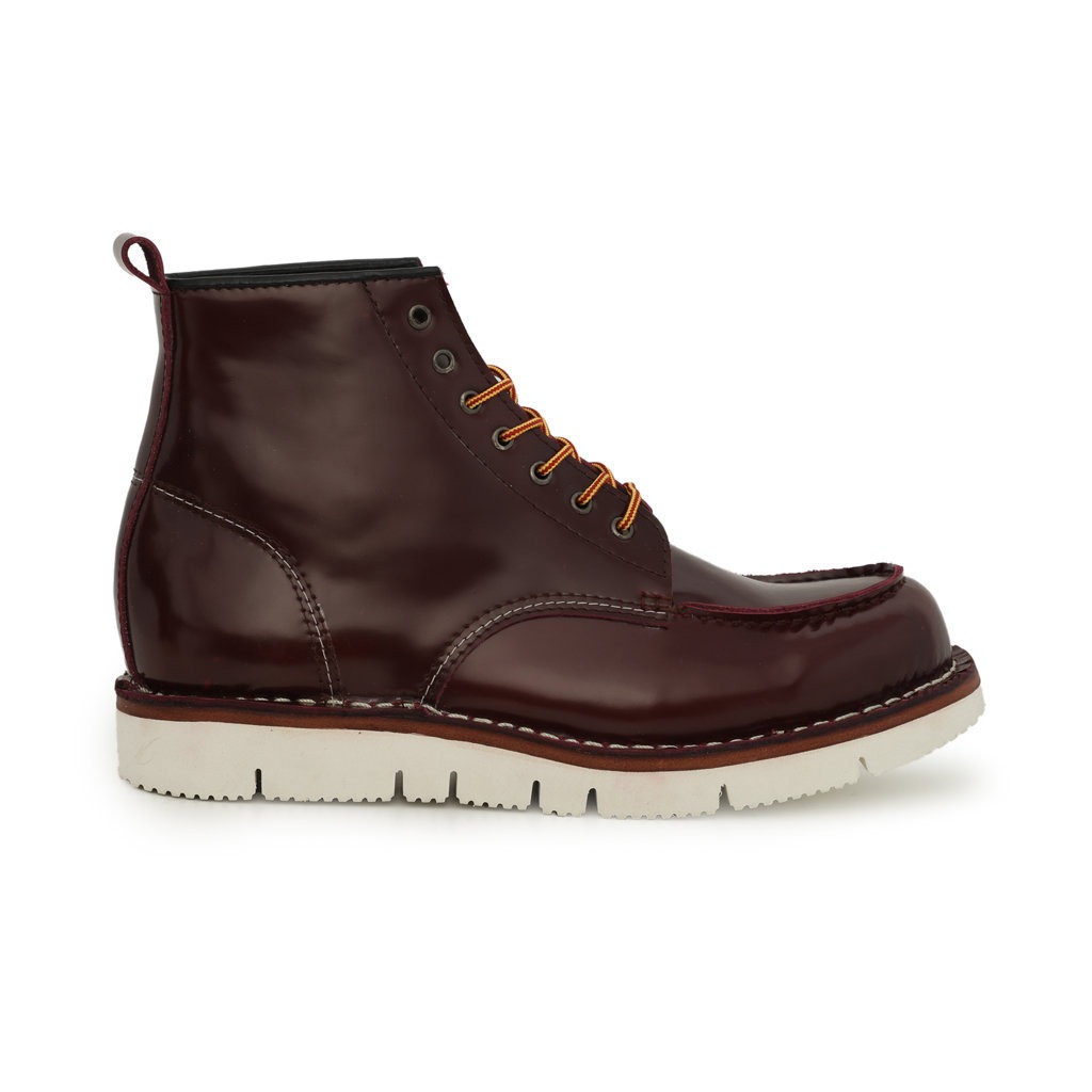 Moctoe Boots + Vibram