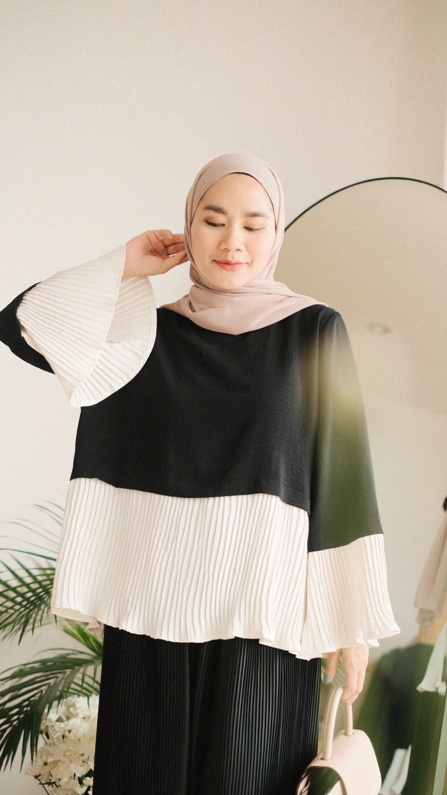 Ousa Black 