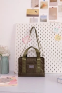 Nayra Nylon Army