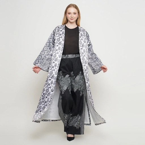 Image of ALLEIRA BATIK LONG OUTER SET 
