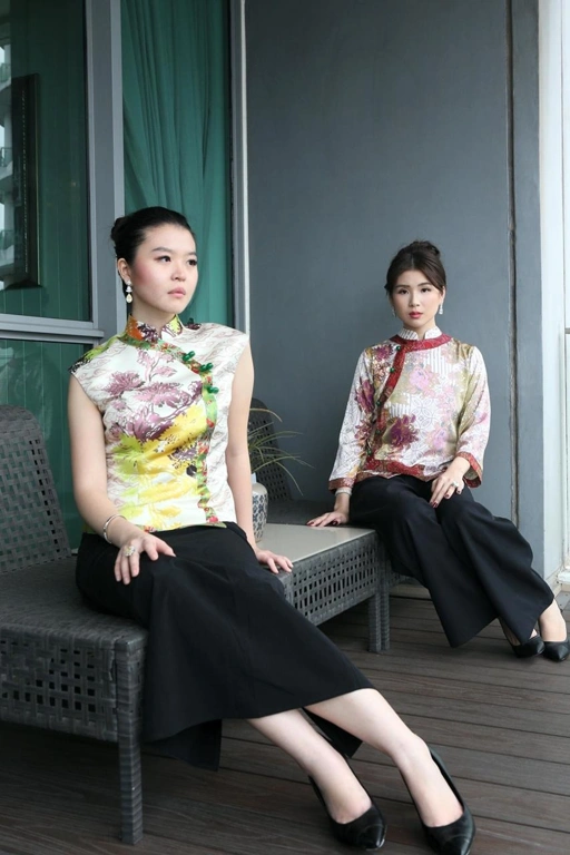 Image of ALLEIRA BATIK CELADON BLOOM TOP