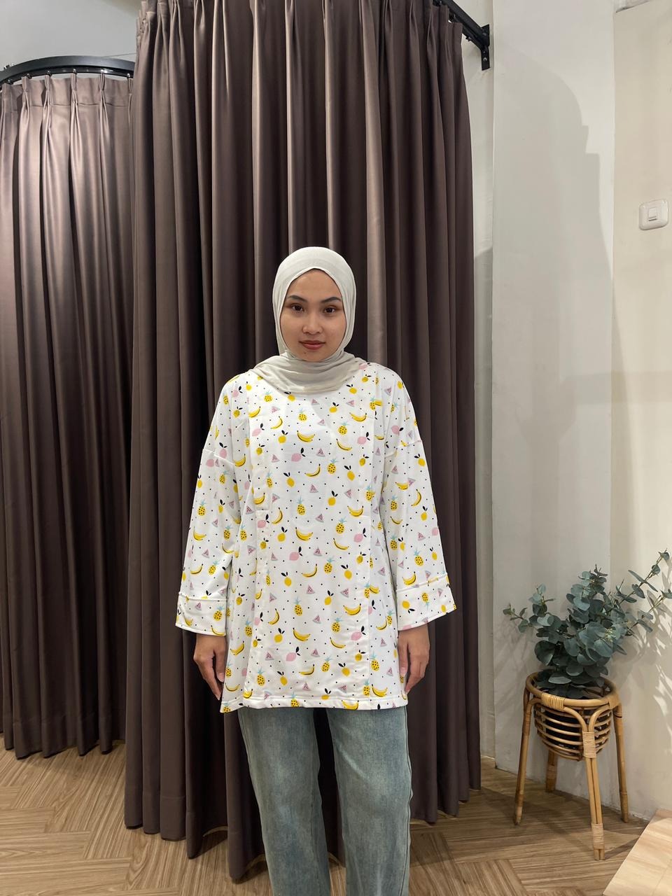 FREESIA TOP