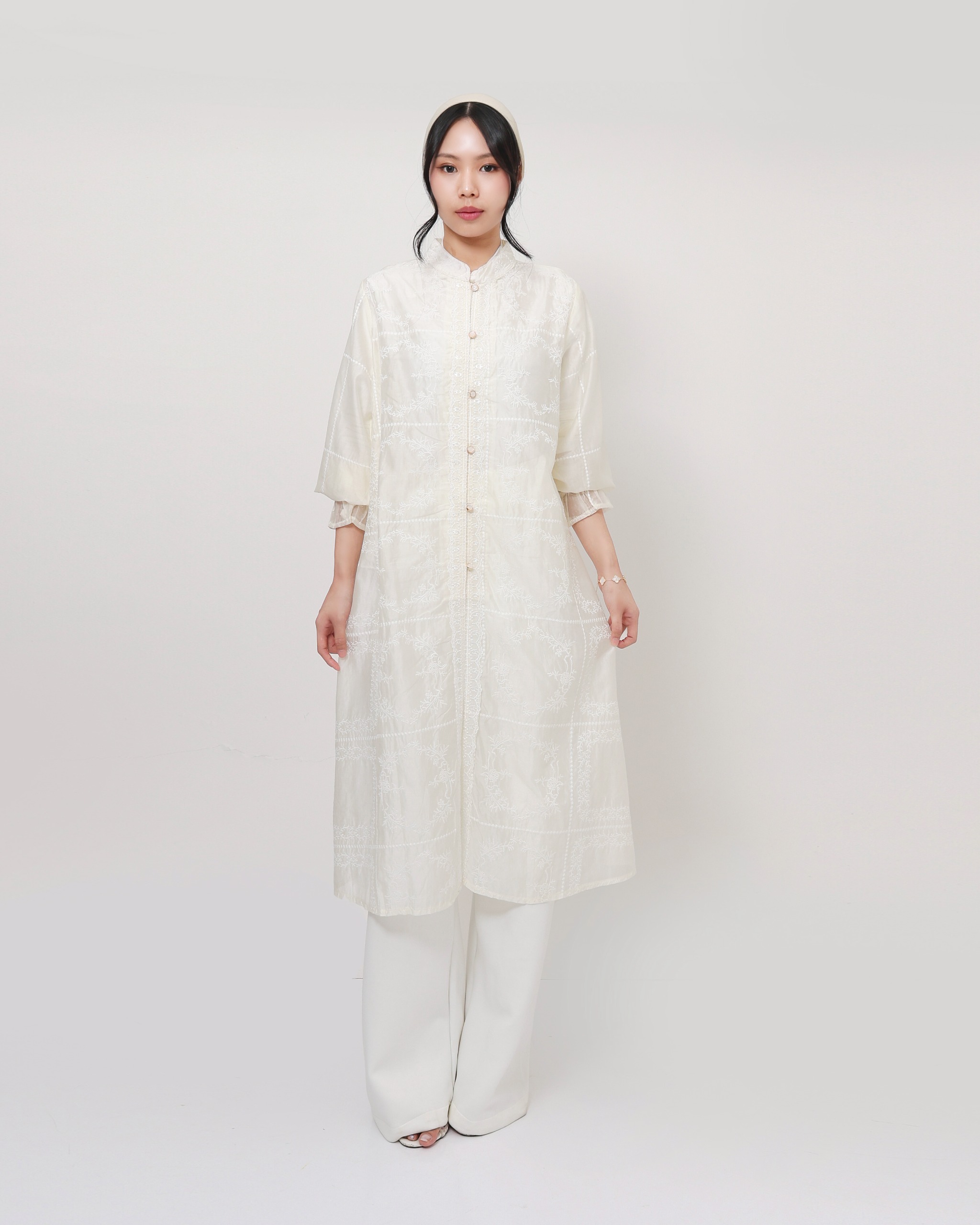 KALILA TUNIK