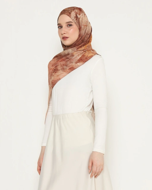 Image of MAE PRINTED VISCOSE PASHMINA