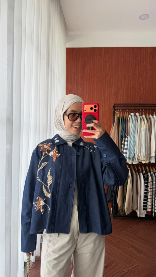 ARUNA OUTER TOP
