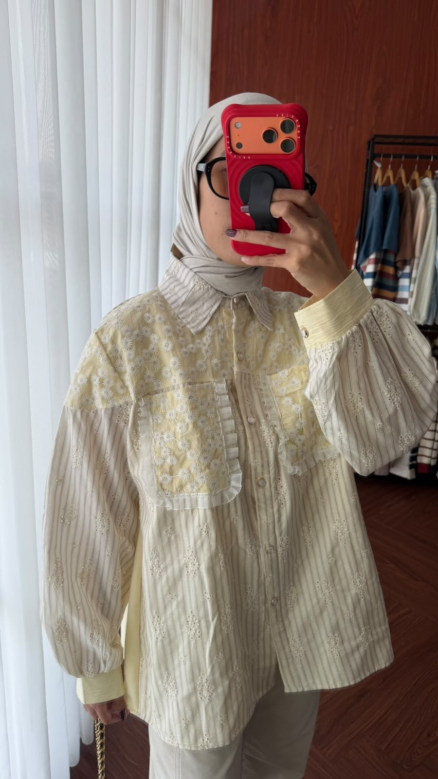 TISSA TOP