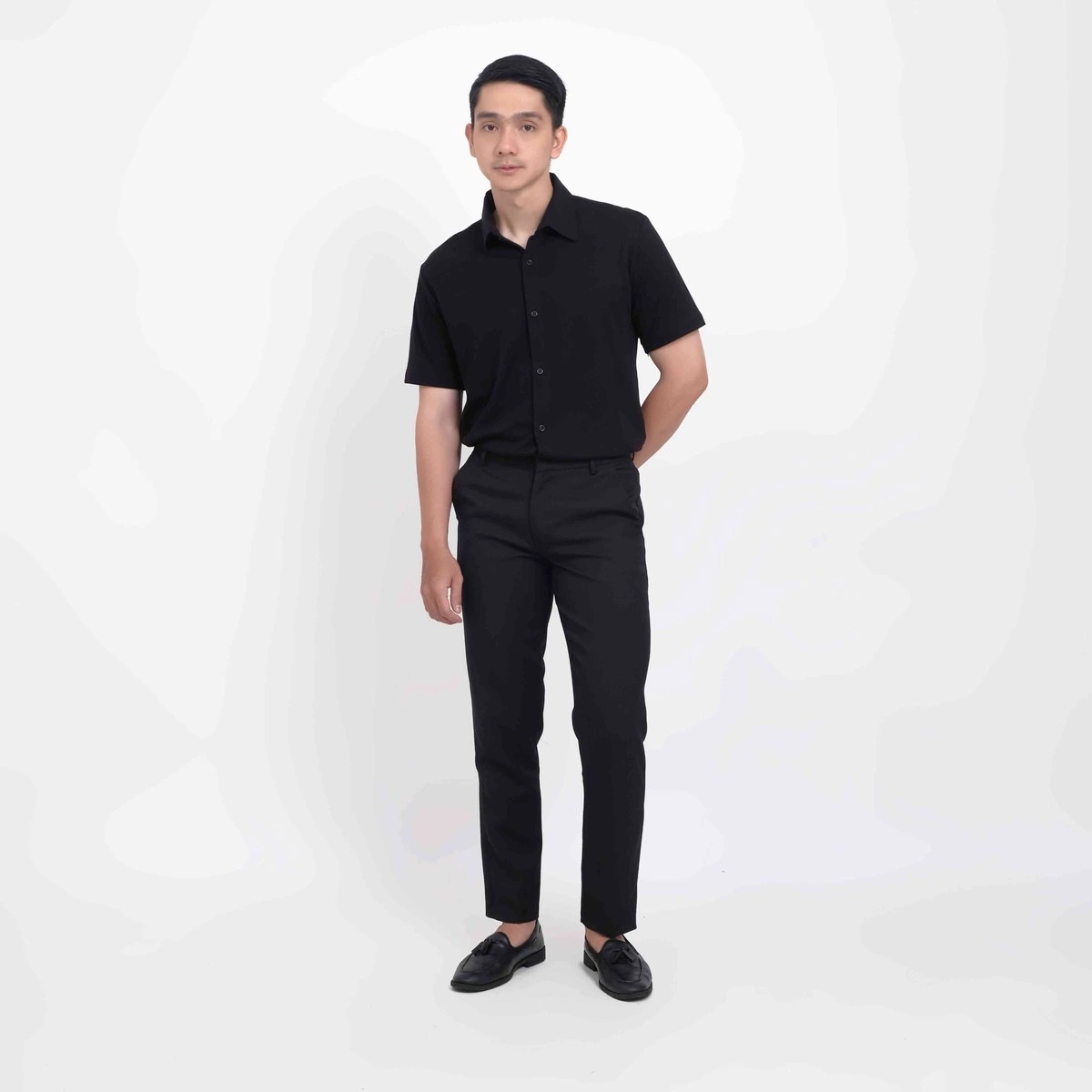 Basic Pants - Celana Bahan Slimfit