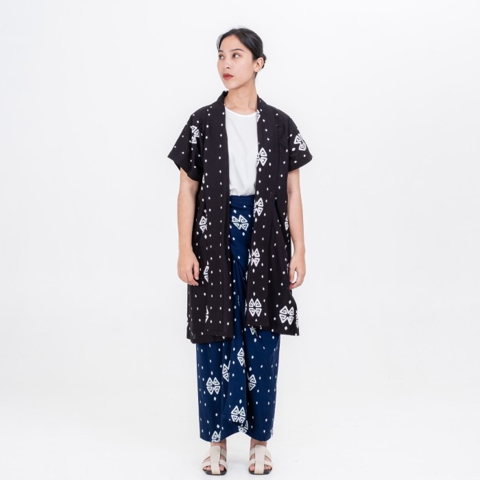 Dama Kara Kaimana Long Outer
